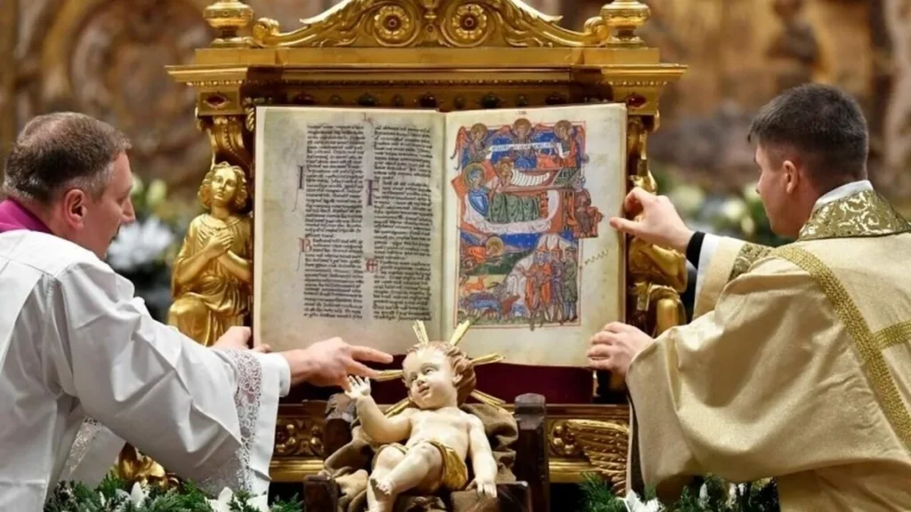 Imagem Missa do Galo Vaticano 2023 do artigo Como surgiu a expressão "Missa do Galo" na véspera de Natal?