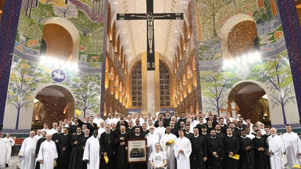 Imagem Missa solene em comemoracao ao Jubileu Redentorista do artigo Redentoristas: uma família formada por padres e irmãos